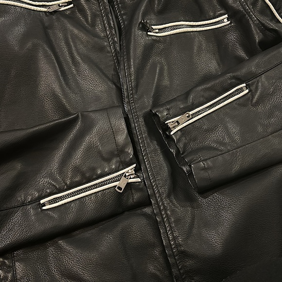 NWOT Black Biker Style Men’s Jacket Size XL - Picture 6 of 7